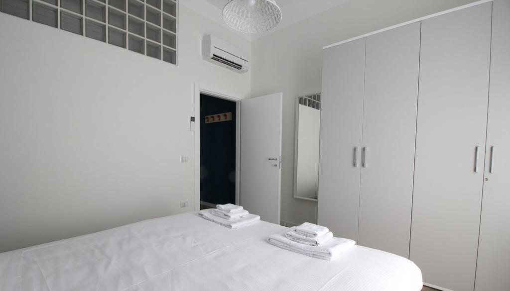 Italianway-Monza Apartment Milan Bagian luar foto